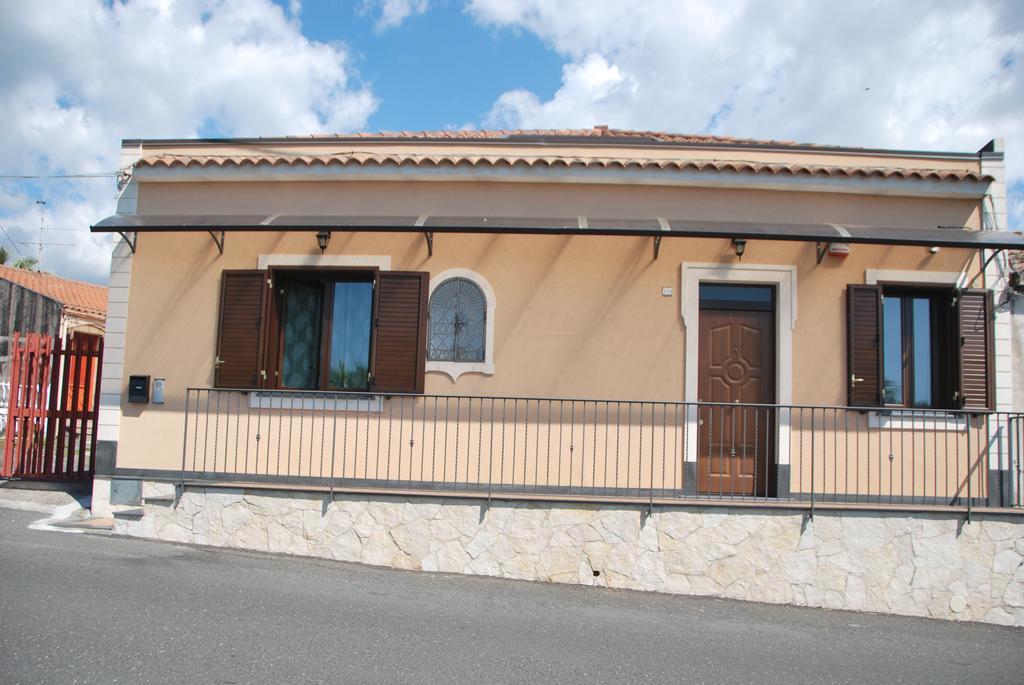 I Colori Dell'Etna Villa Santa Venerina Kültér fotó